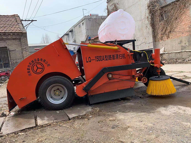 海南州马路清扫机厂家-河南都市机械设备